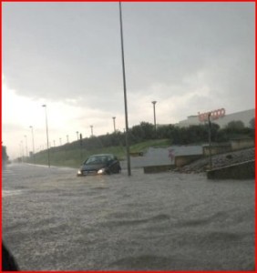 Nell'immagine uno dei recenti allegamenti avvenuti nella zona ASI di Molfetta dopo abbondanti precipitazioni